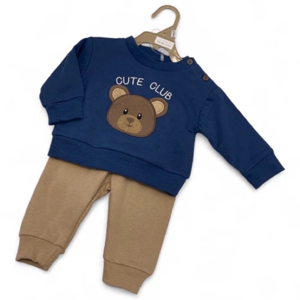 Blue and Tan Bear Sweatshirt and Pants Set. 3m like new!